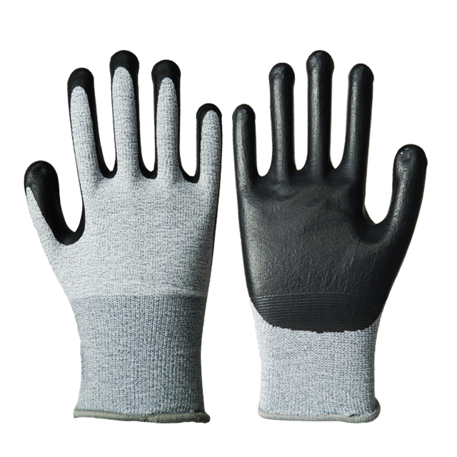 Gants enduits de nitrile pour les travaux les plus difficiles